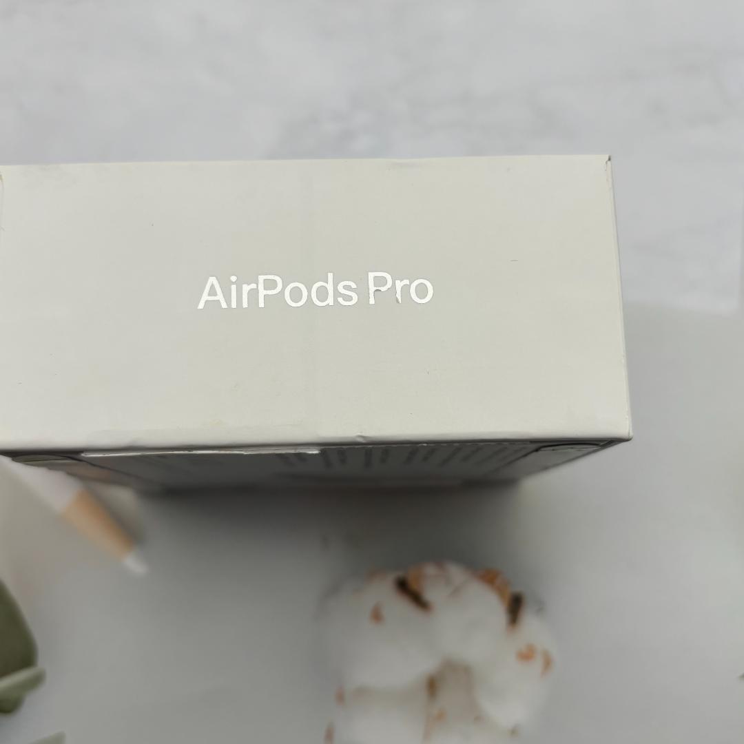 AirPods Pro 本体 ホワイト