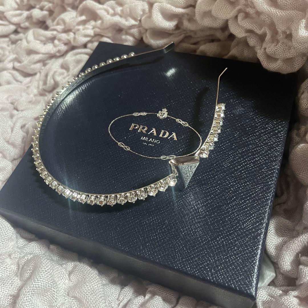 PRADA クリスタルカチューシャ