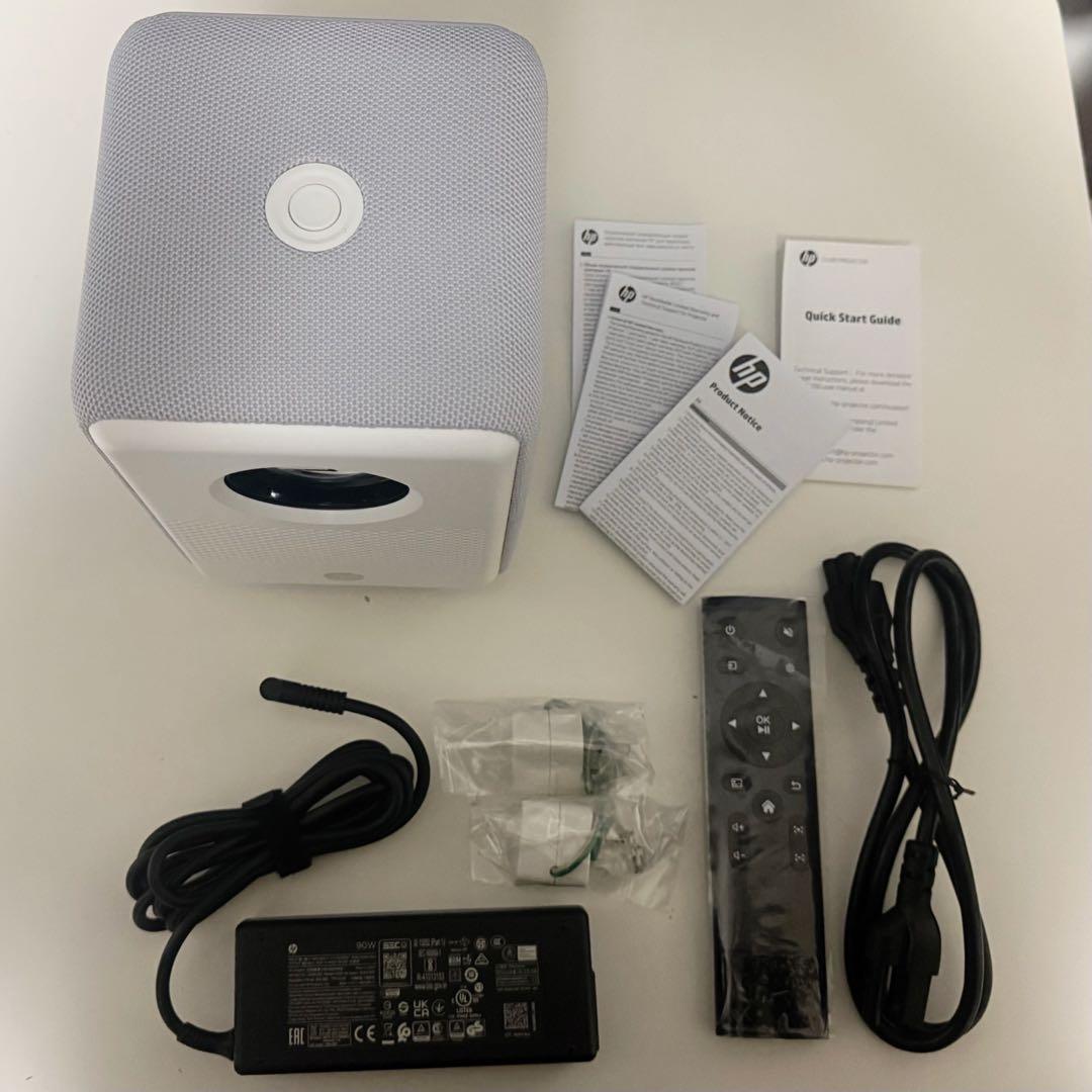 HP CC200 フルHDモバイルプロジェクター