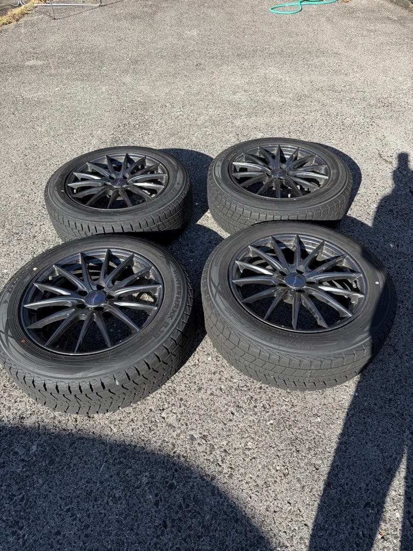 美品 ハリアー80 4本 スタッドレス 18インチ DUNLOP 1シーズン使用