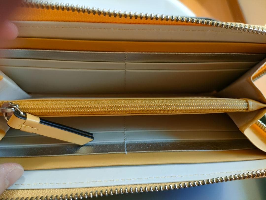 【はちまる】イギリス　ラドリーロンドン　長財布　JOY柄　雨柄