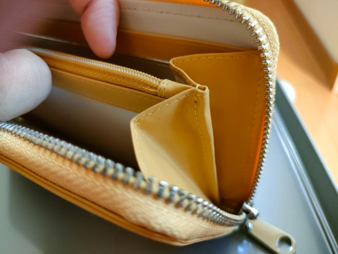 【はちまる】イギリス　ラドリーロンドン　長財布　JOY柄　雨柄