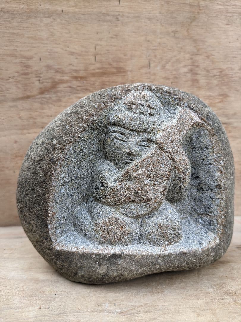 弁才天、石仏、自然石、川原の石