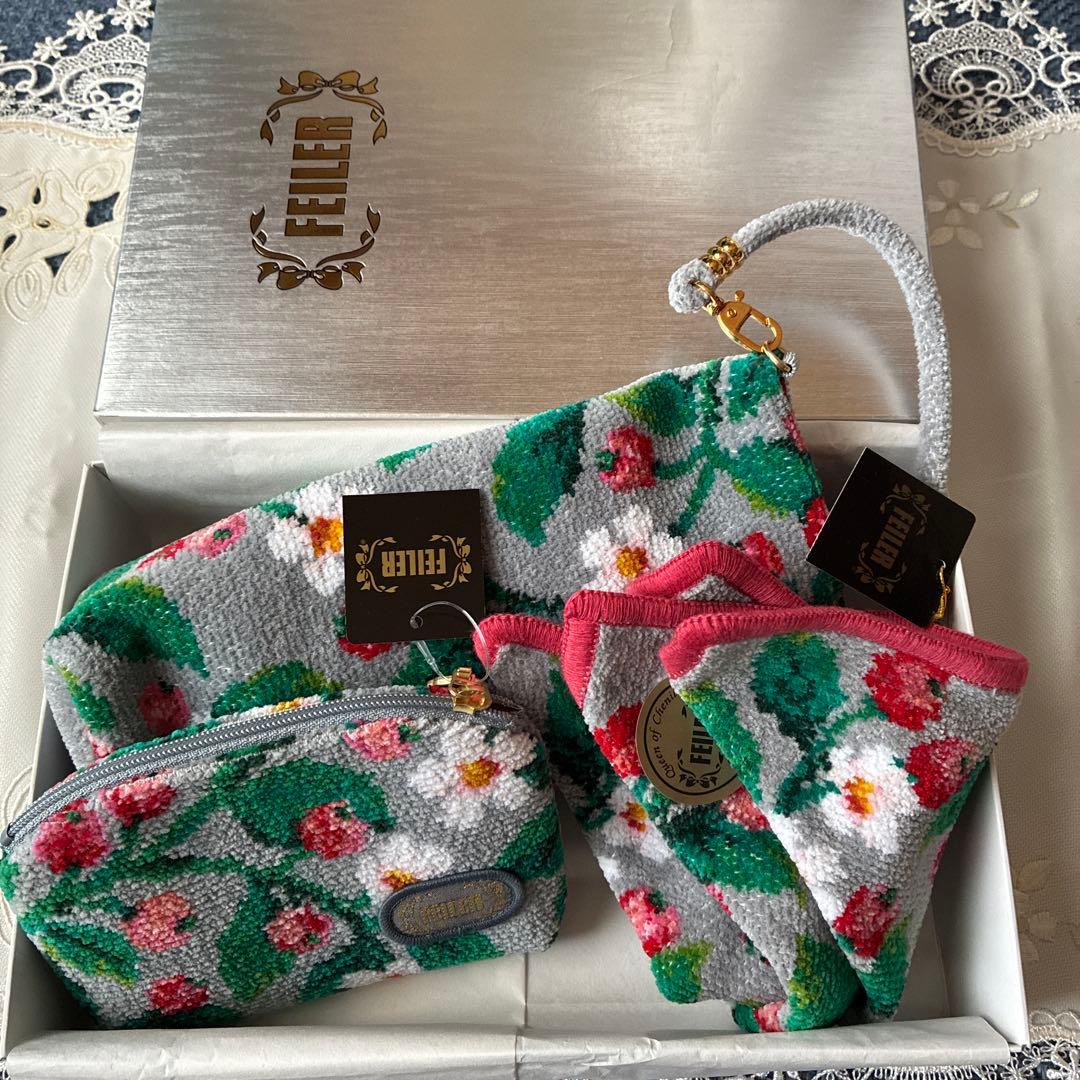 FEILER 花柄ポーチ、ハンカチ、ボトルケースセット