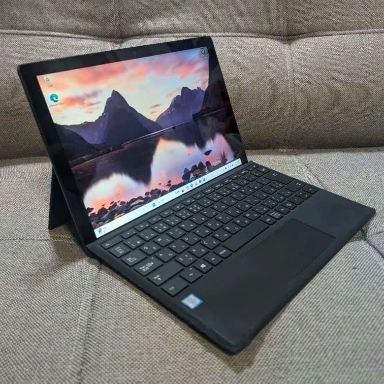 Surface Pro 7 i5 8GB 256GBタイプカバー付き s