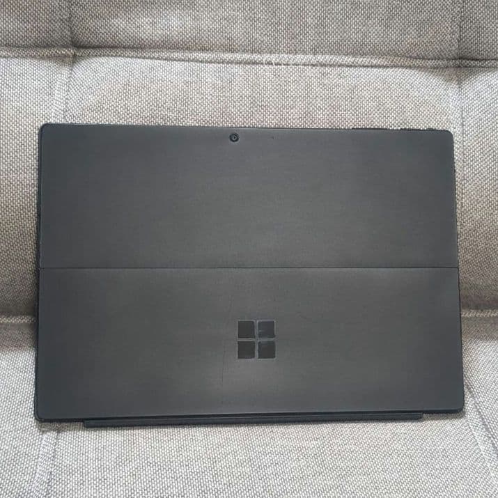 Surface Pro 7 i5 8GB 256GBタイプカバー付き s