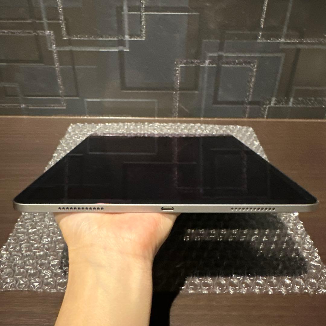 【美品】iPad Air 13インチ(M2)Wi-Fiモデル　128GB