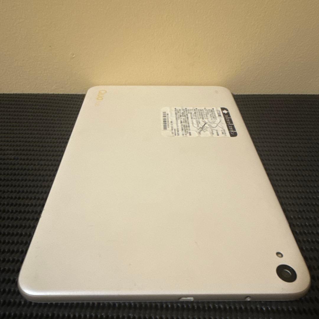 J31 美品　KYT33 au タブレット　フルセグ　10インチ