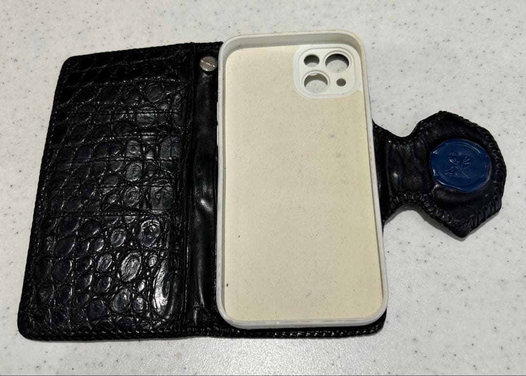 クロコダイルレザー 携帯ケース　ihone14plus ihoneケース