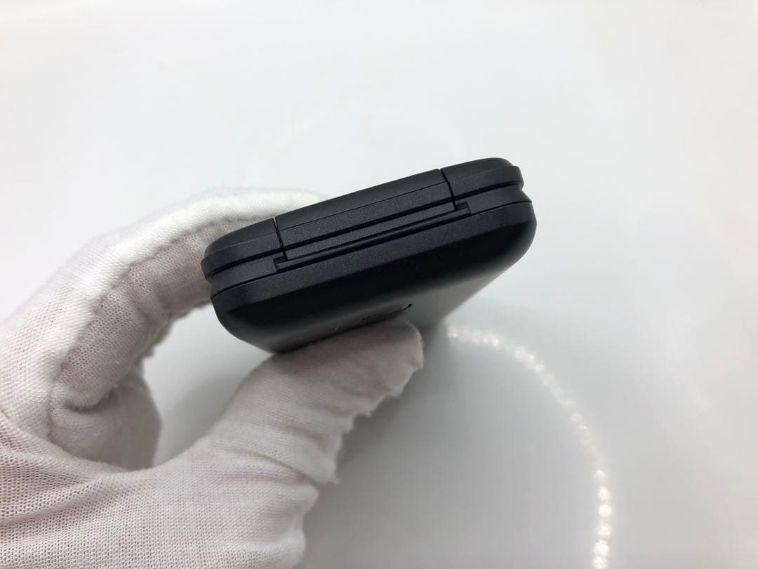 【SIMロック解除済 】au GRATINA KYF42 ブラック