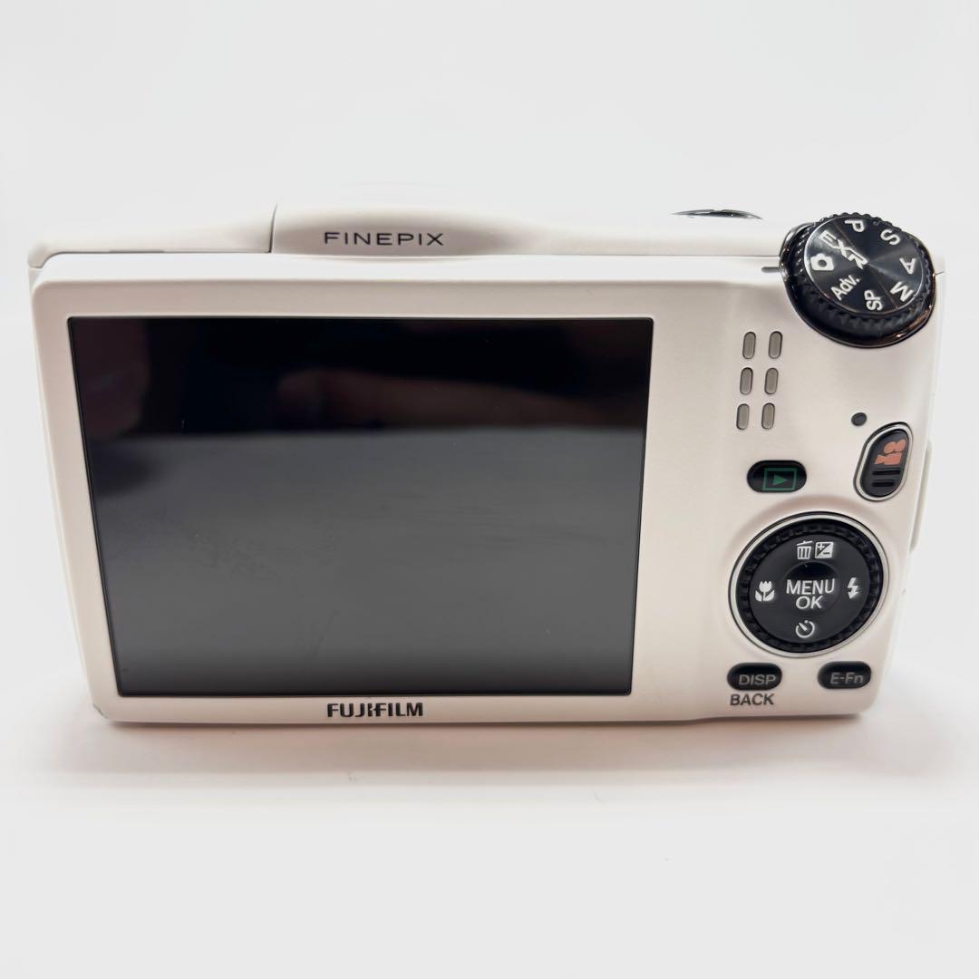 【週末限定値下げ】【美品】FUJIFILM FinePix F820EXR
