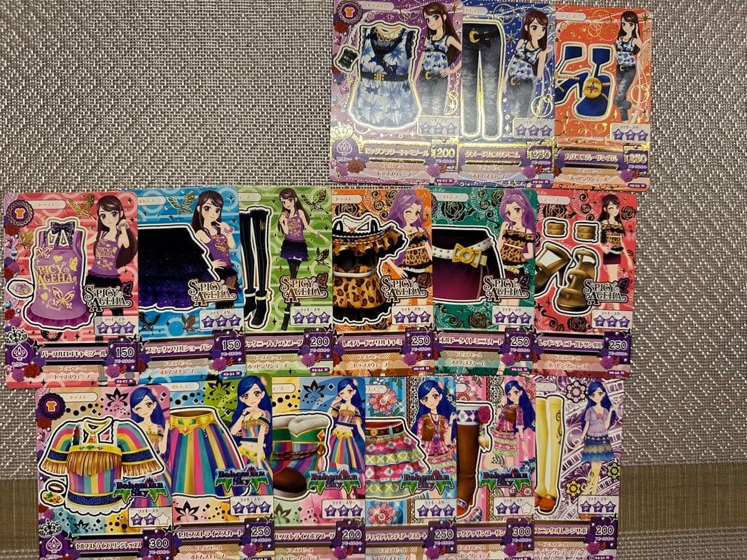 アイカツカード　まとめ売り　大量　100枚以上