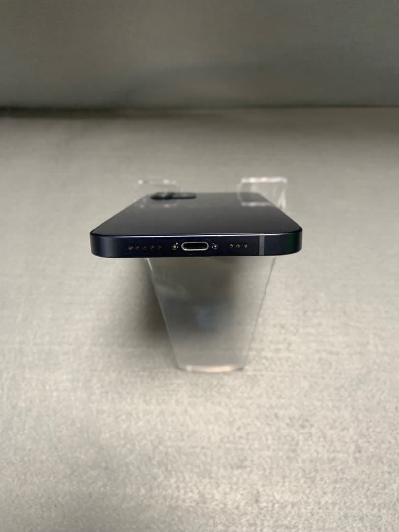 美品 国内版 SIMフリー iPhone12 256GB ブラック色