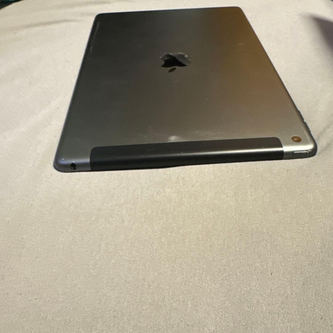 Apple iPad 第9世代 64GB SiMフリー 1