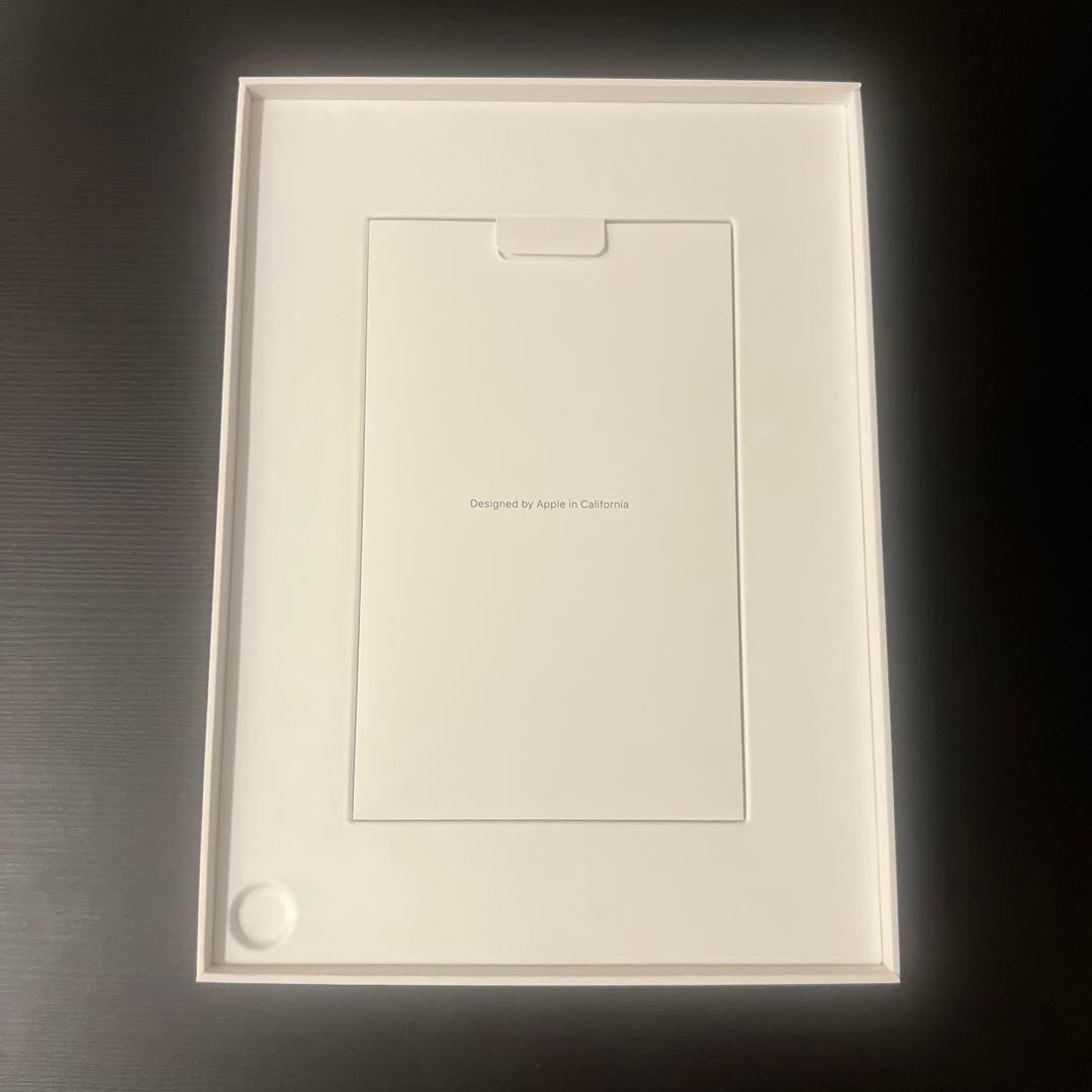 【美品】 iPad Air (第5世代) 64GB Wi-Fi スターライト