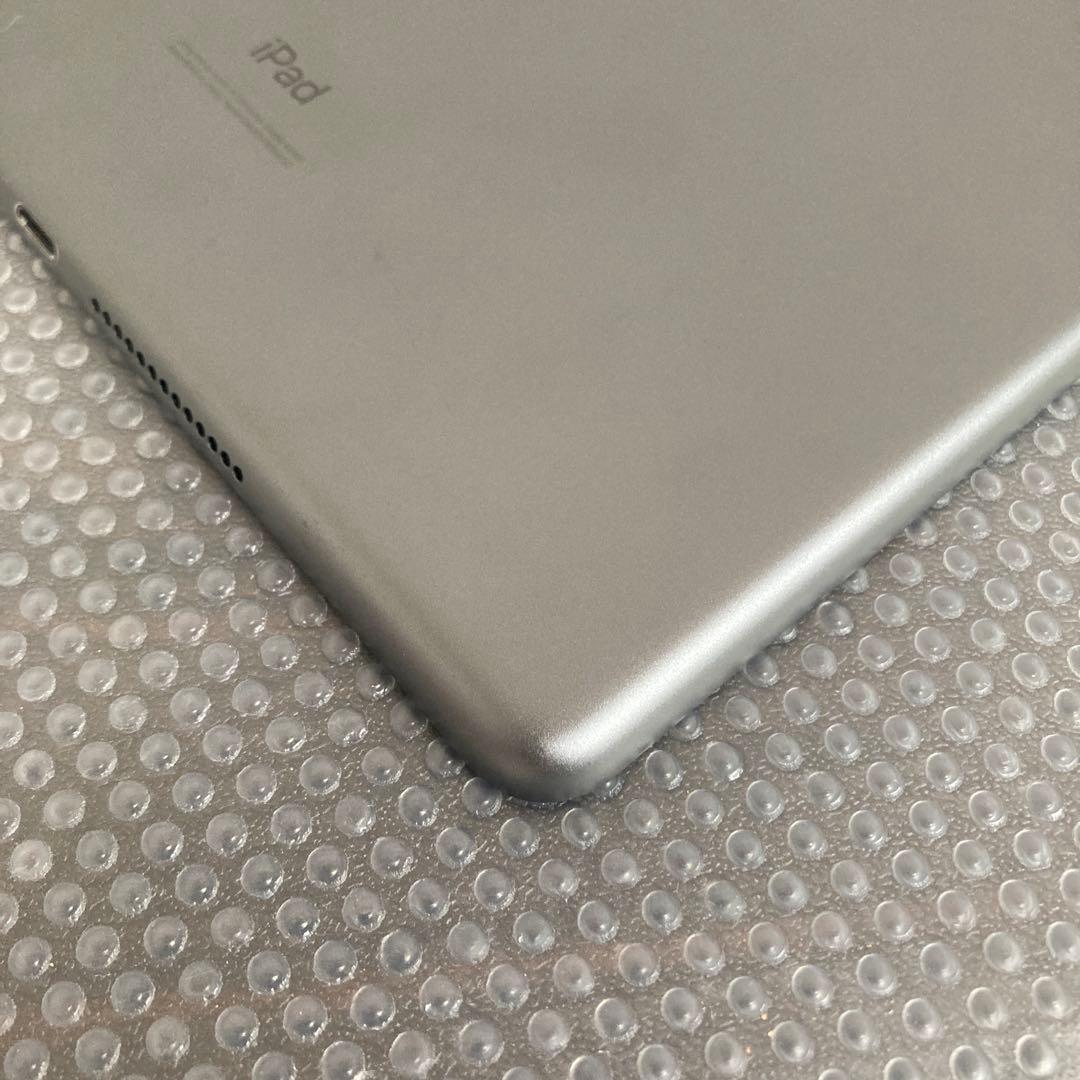 2492 電池最良好☆比較的美品☆iPad7第7世代128GB WIFIモデル☆