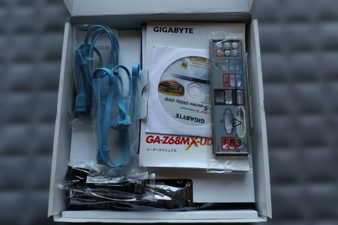 Z68MX-UD2H-B3＋CPU＋メモリ＋グラボ　４点セット