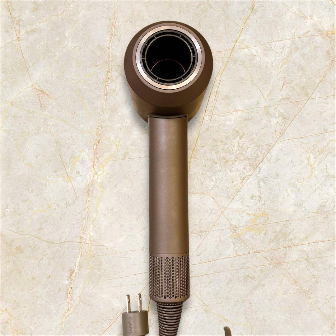 送料込み♡ダイソンドライヤー　HD08 ピンク Dyson アイアン/フューシャ