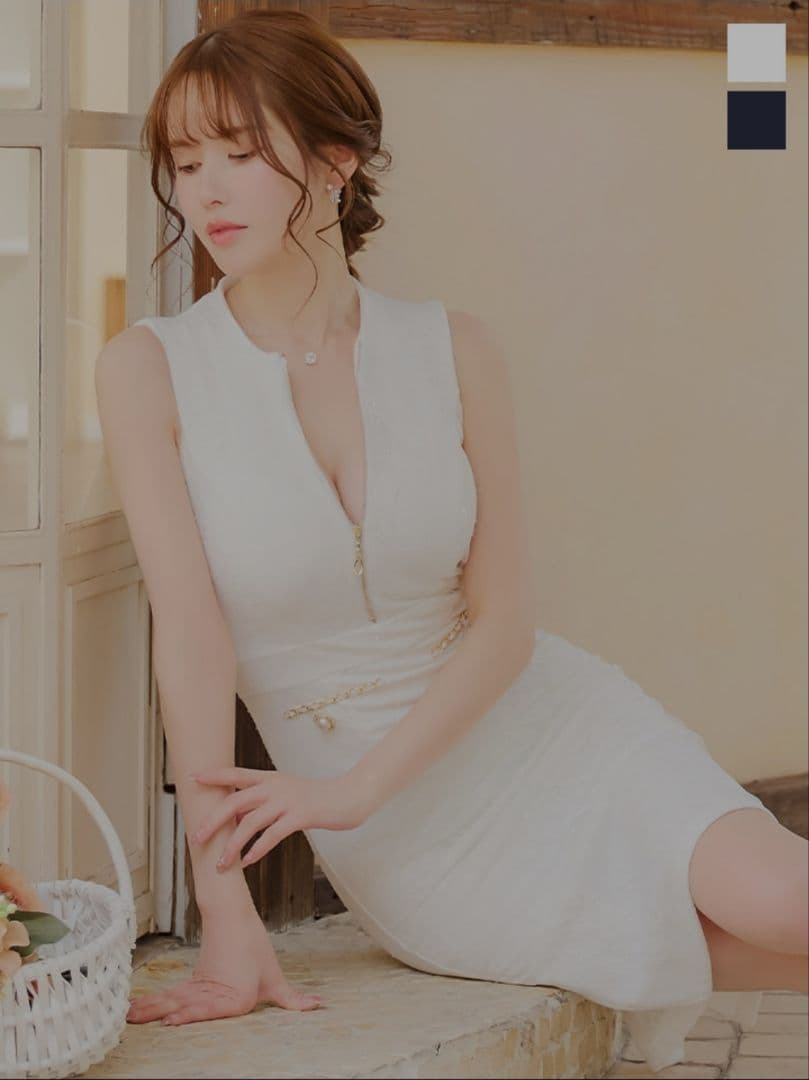 【新品未使用】ジップアップレースノースリーブミディアムドレス