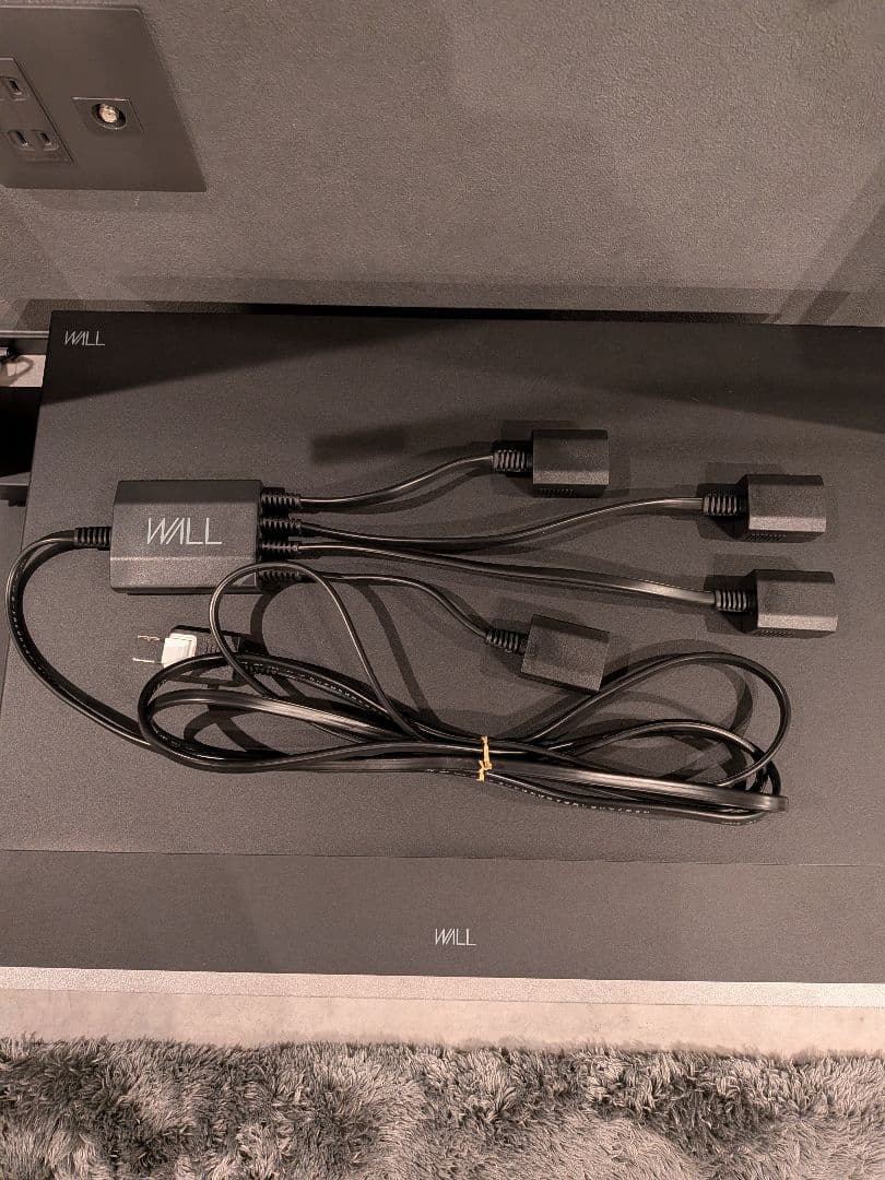 EQUALS WALL FRAMESTAND テレビスタンド32～80インチ対応