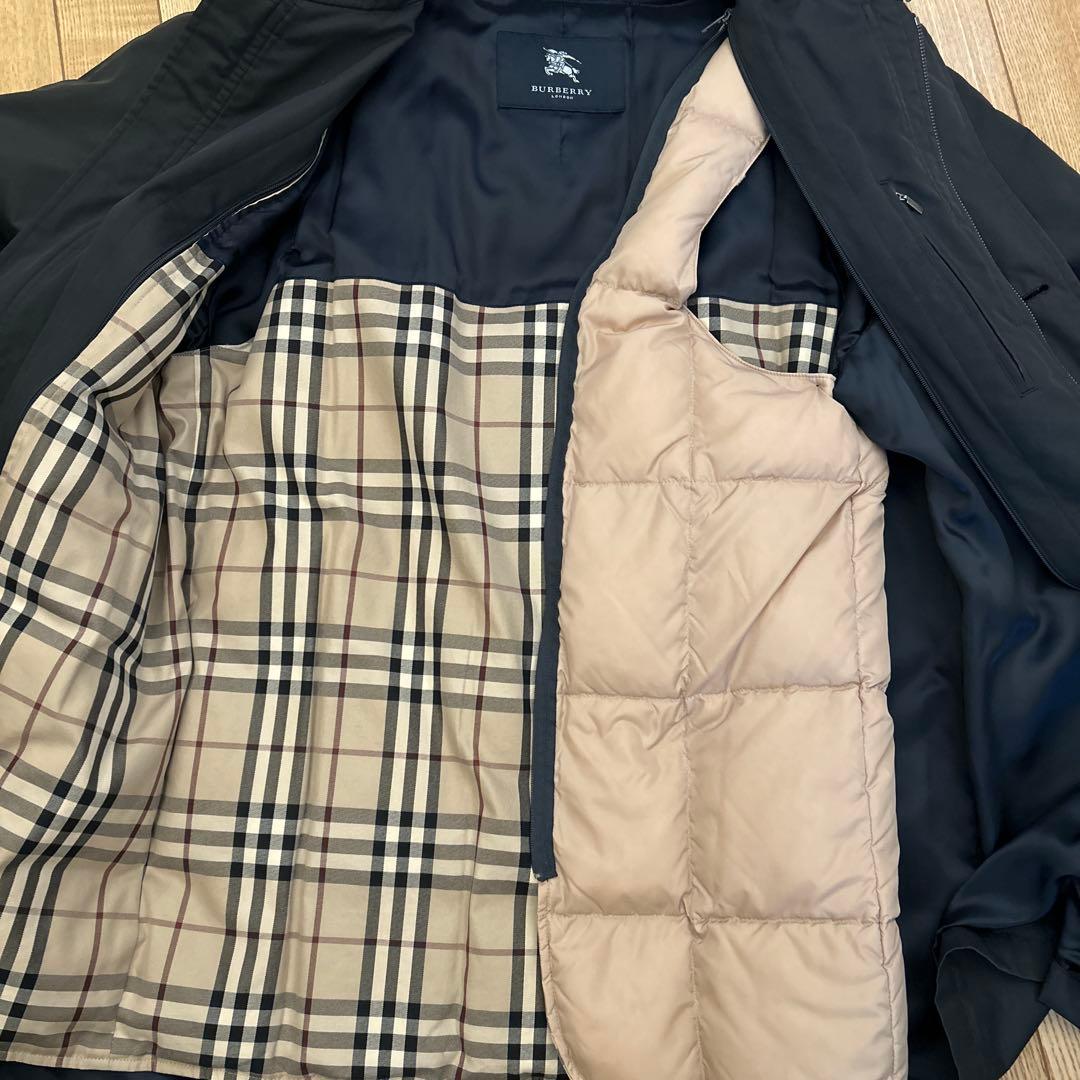 最終値引き　BURBERRY LONDON ネイビーコート　サイズＭ