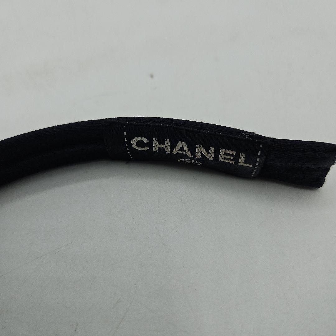 シャネル　CHANEL ブラックカチューシャ　リボン　サテン　リボンヘアバンド