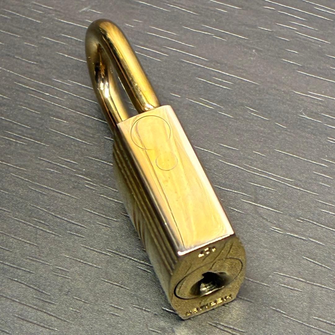 HERMESエルメス カデナ 127番 ゴールド 24Kメッキ 鍵付き 南京錠