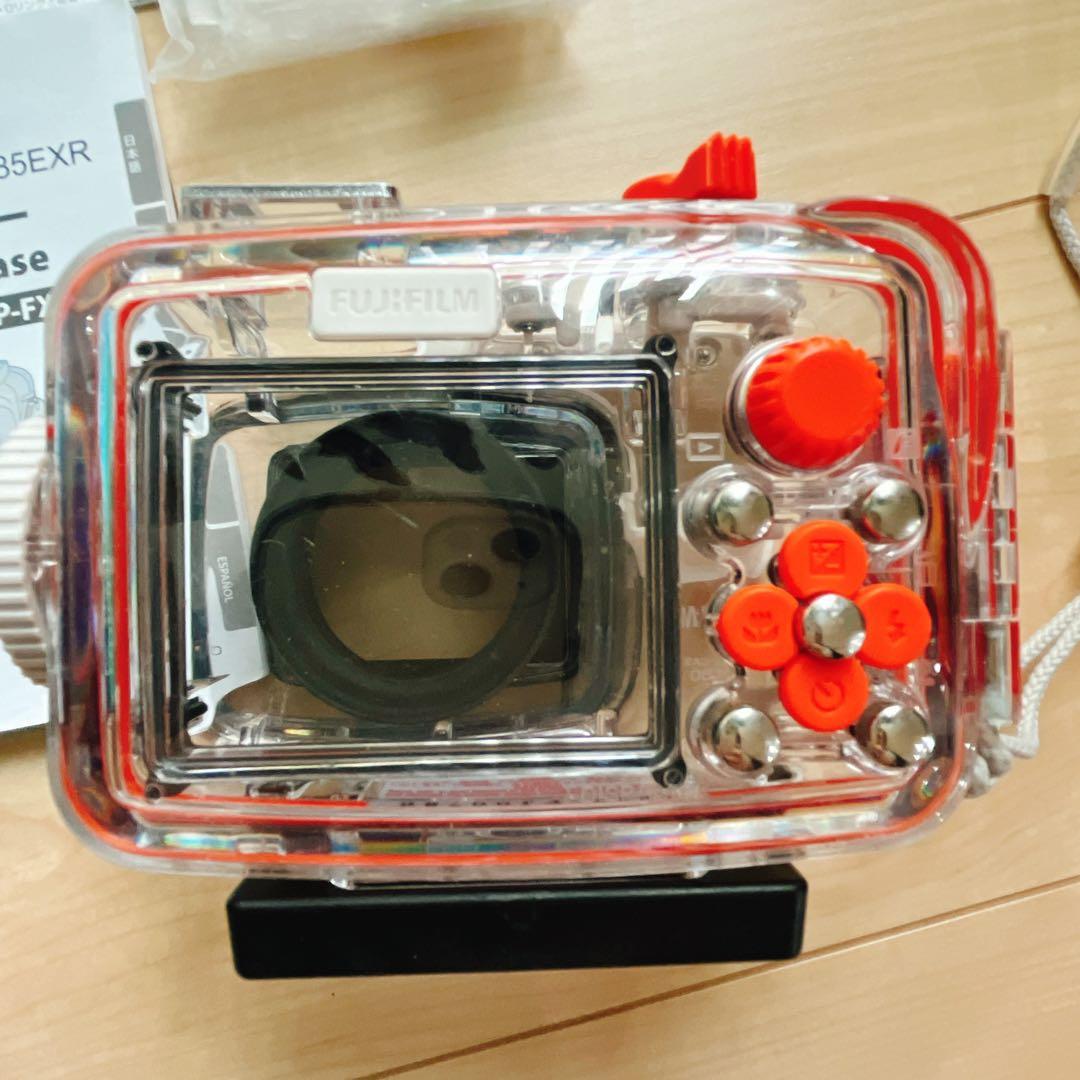 FUJIFILM F80EXR赤 コンパクトデジタルカメラ　防水プロテクター付き