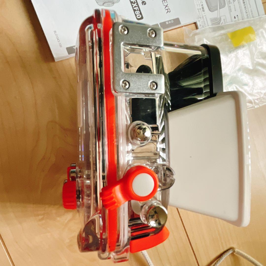 FUJIFILM F80EXR赤 コンパクトデジタルカメラ　防水プロテクター付き