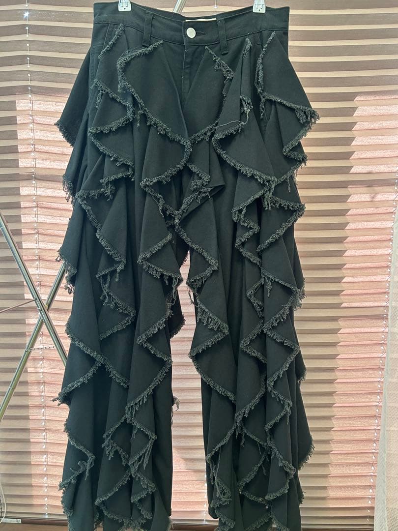 Belper ラッフルパンツ