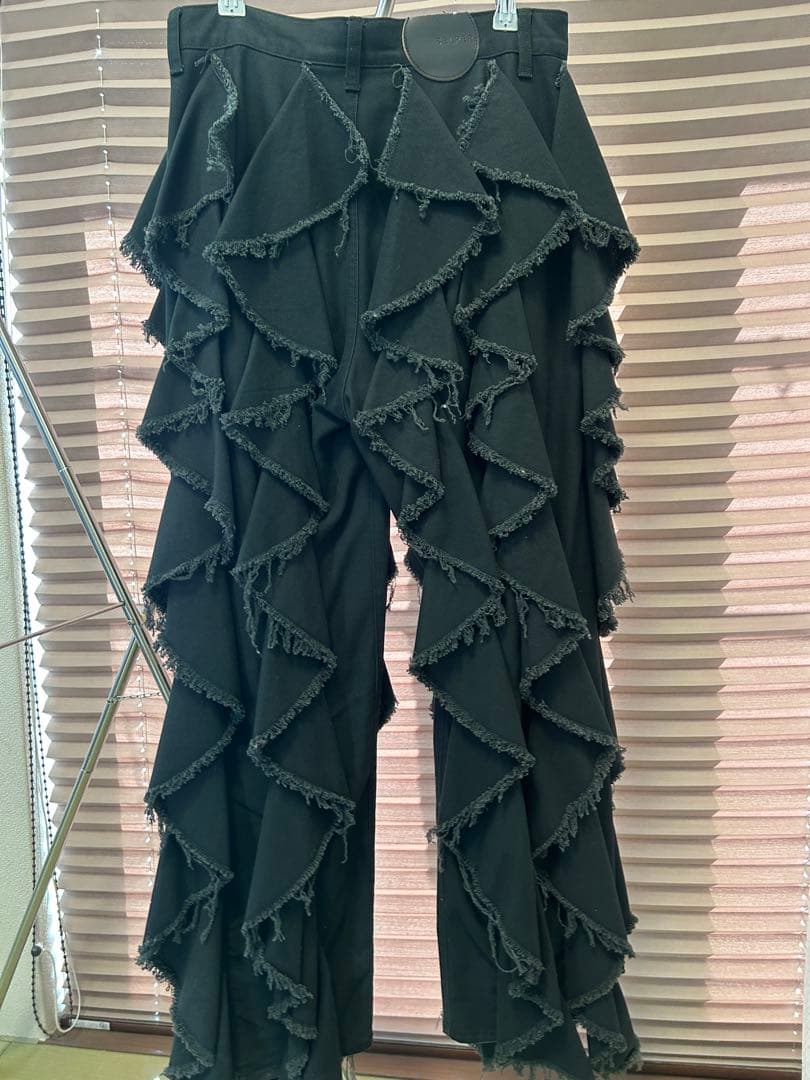 Belper ラッフルパンツ