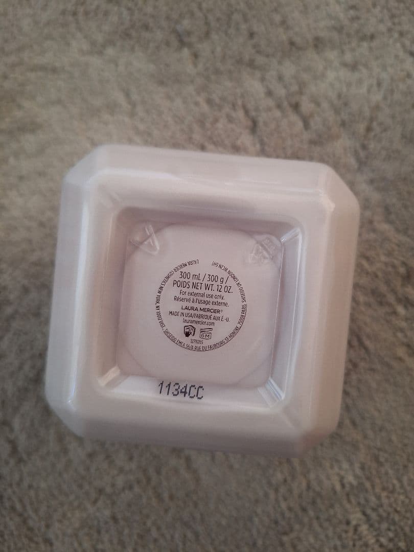 LAURA MERCIER ボディクリーム アンバーバニラ 300g