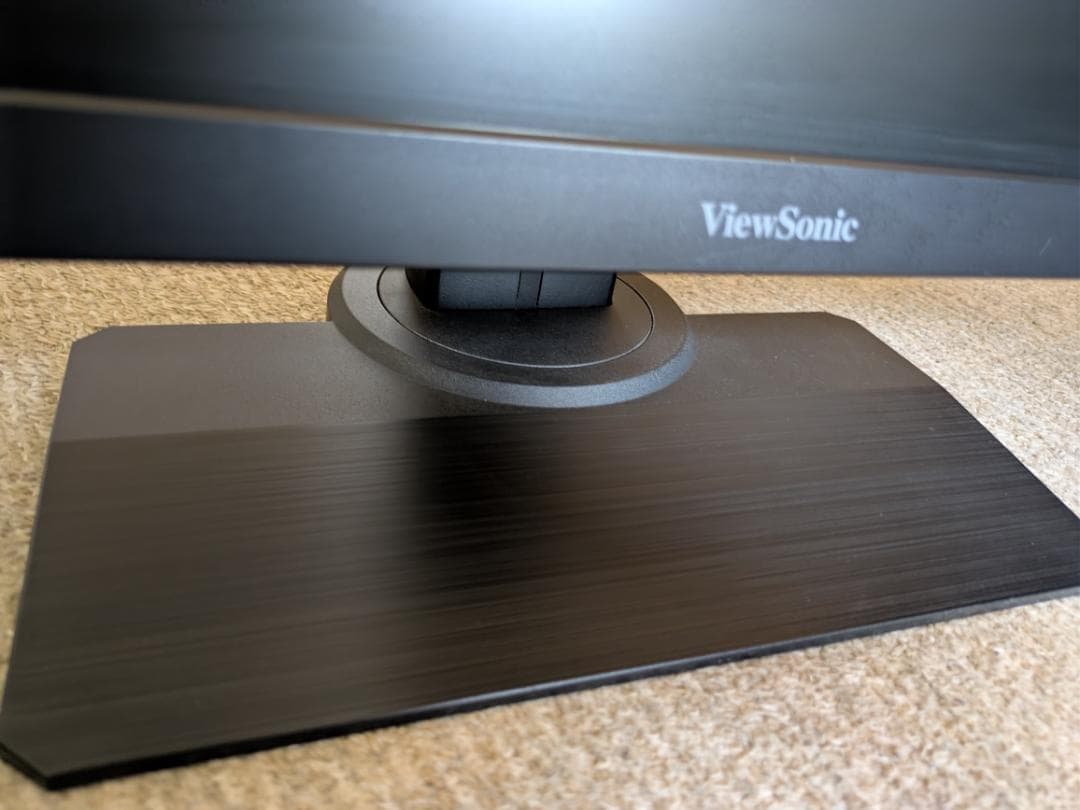 144Hz ゲーミングモニター 24型 XG240R