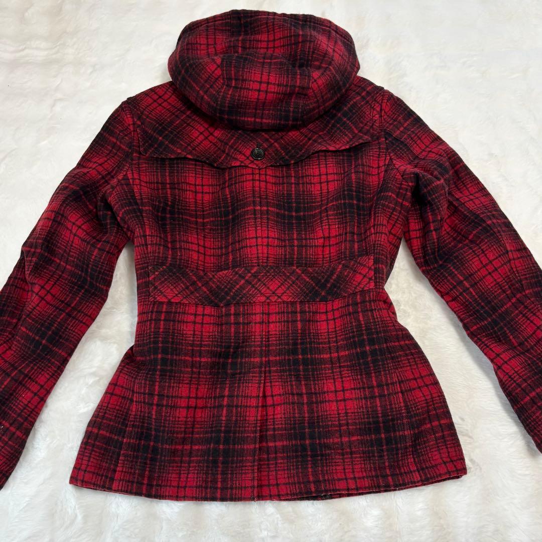 バーバリー ブラックレーベル ダッフルコート フード チェック柄 赤 Ｌサイズ