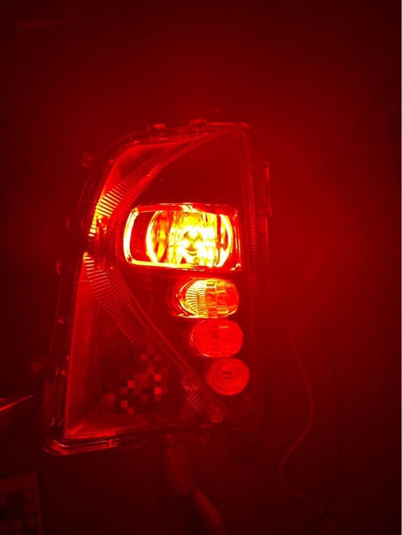 【即納】50プリウス　3連RGB バルブ交換式　H8H11H16バルブ対応