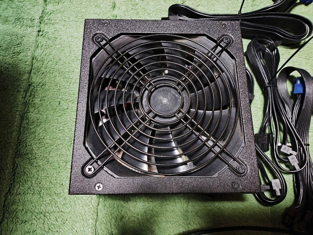 玄人志向 1000w 電源ユニット 80PLUS GOLD