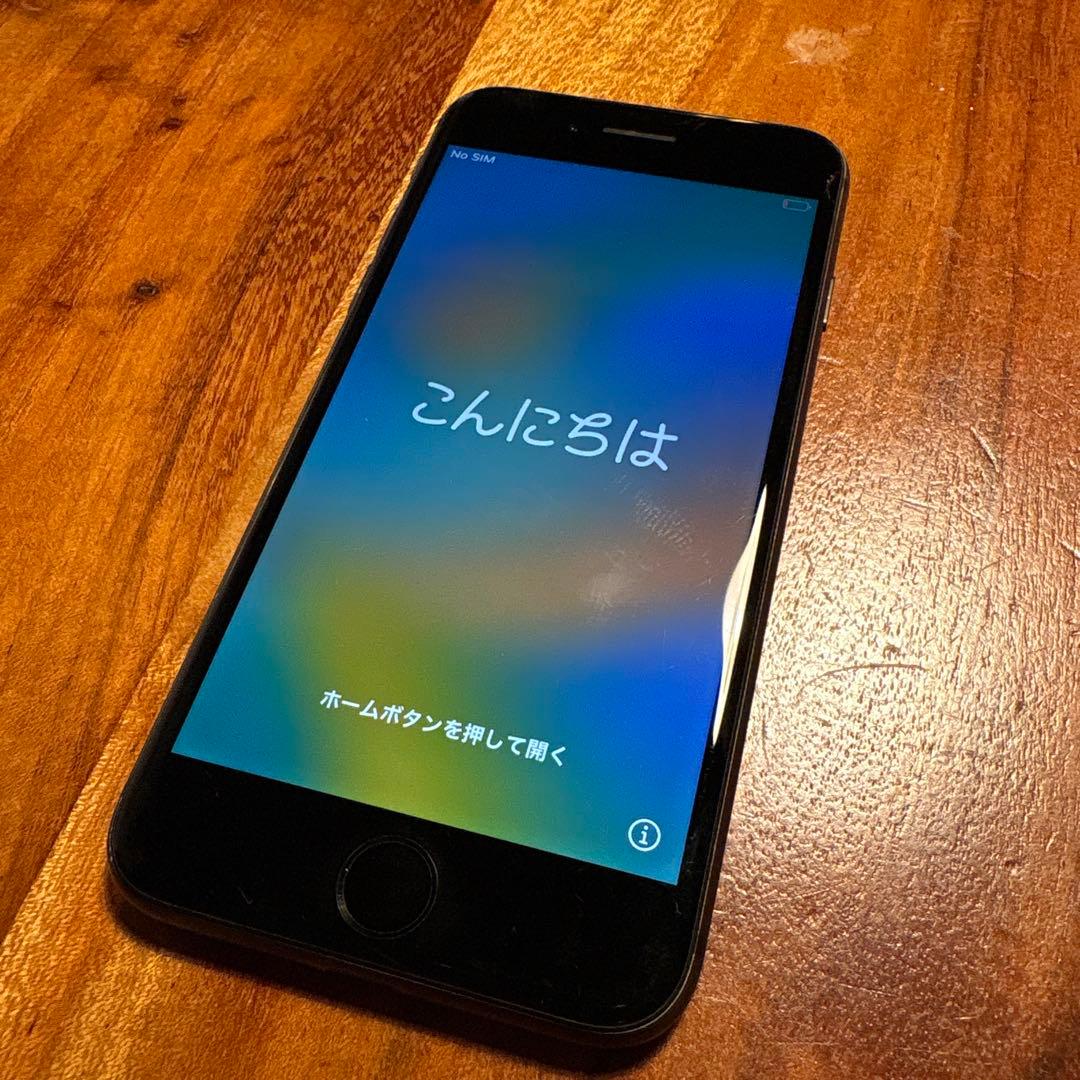 【中古】iPhone8 64G