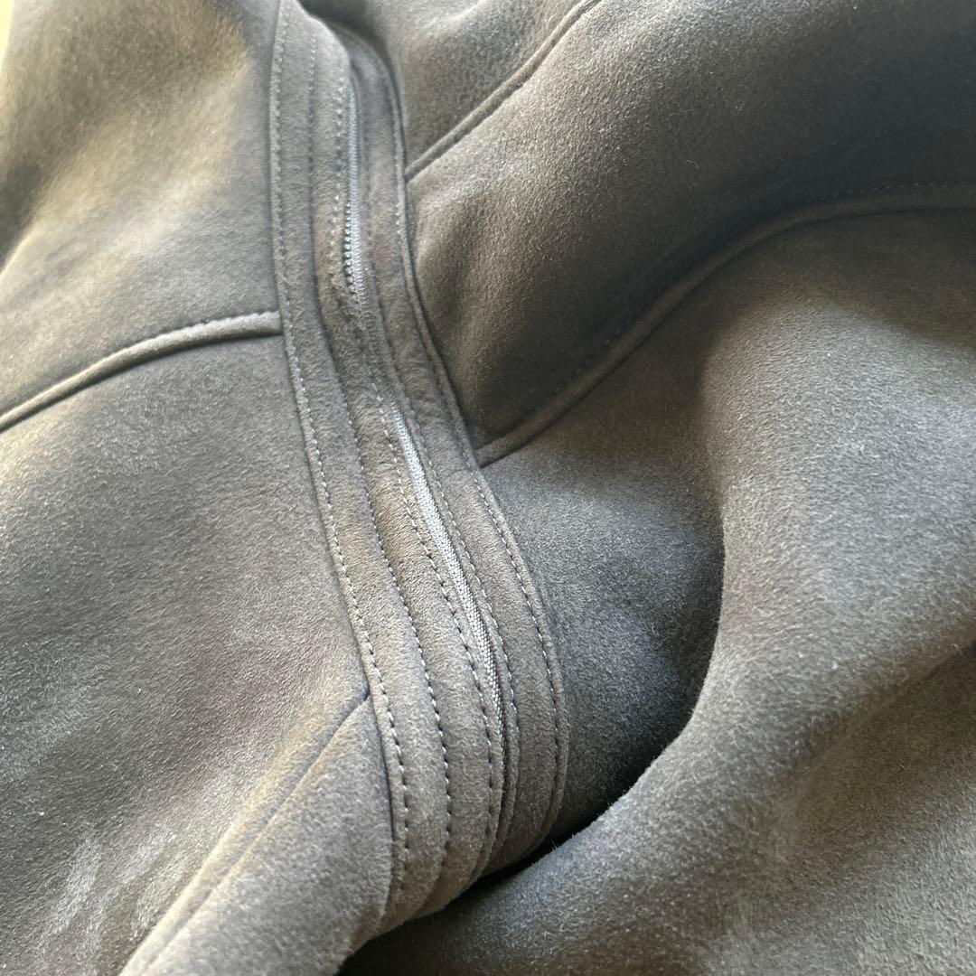 ぶんりゅうムートンダッフルコート