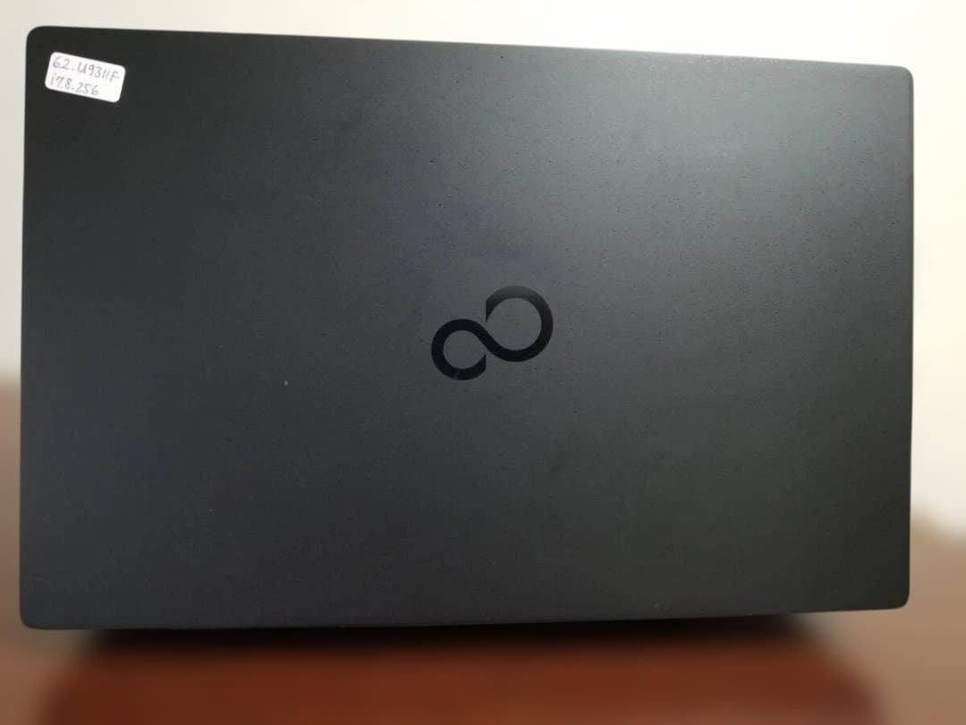 062 美品 LIFEBOOK U9311/F i7◆8◆SSD256GB◆13