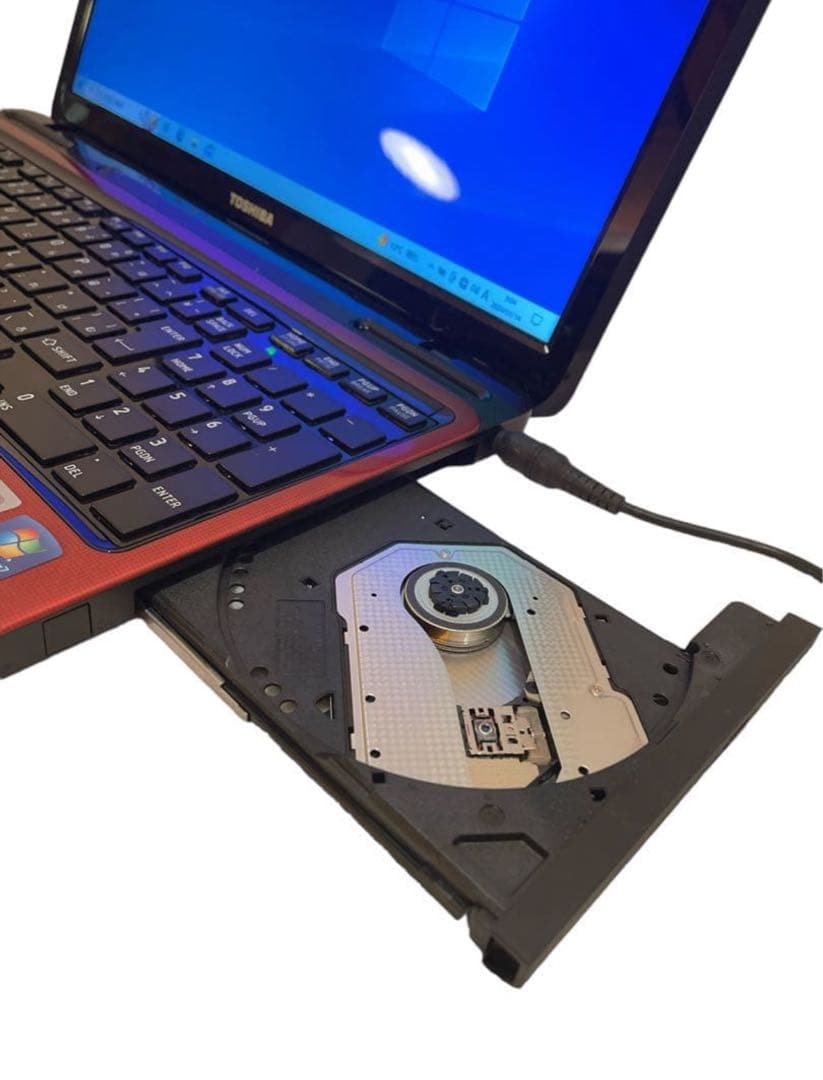 東芝dynabookノートパソコンWindowsレッド初心者向け