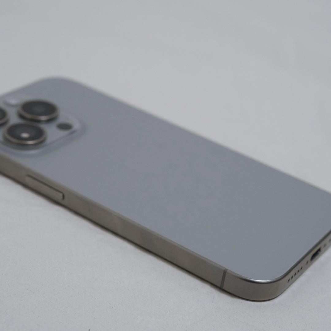 iPhone15 Pro 128GB ナチュラルチタニウム