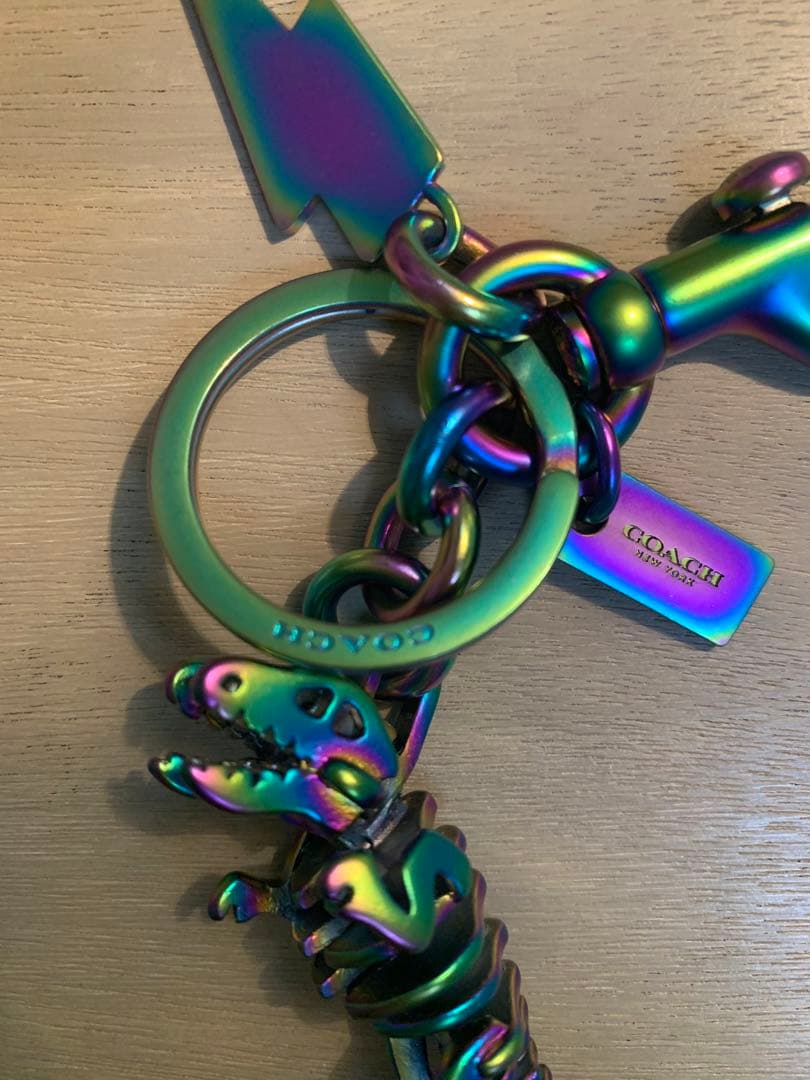 COACH コーヒー　恐竜　キーホルダー