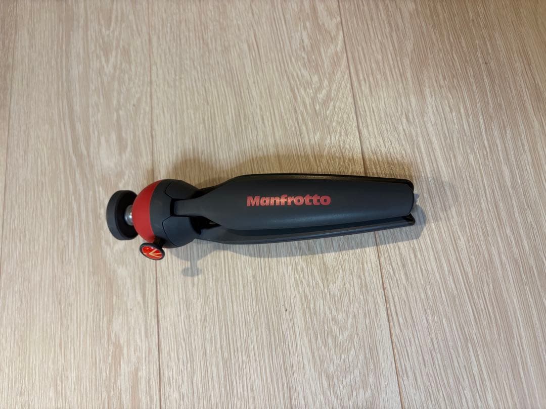 プロジェクター NEBULA Apollo（三脚付き）