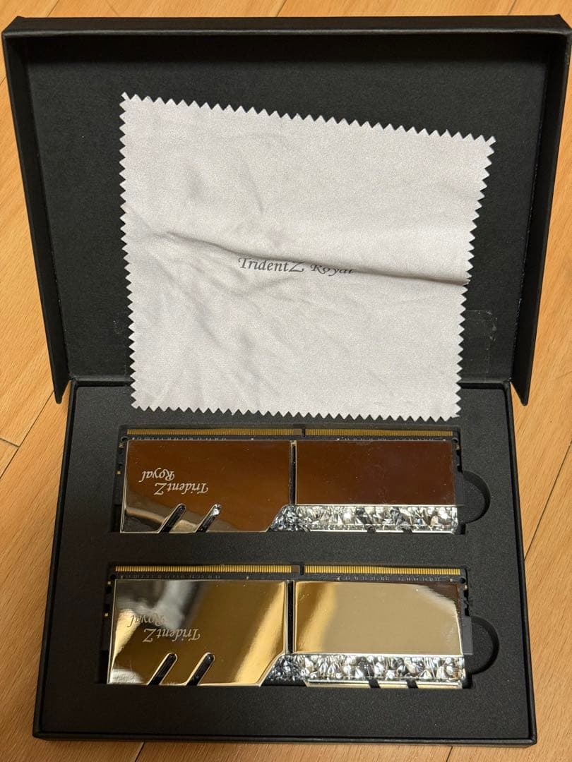 メモリー G.SKILL TridentZ  32GB DDR4 3600MHz