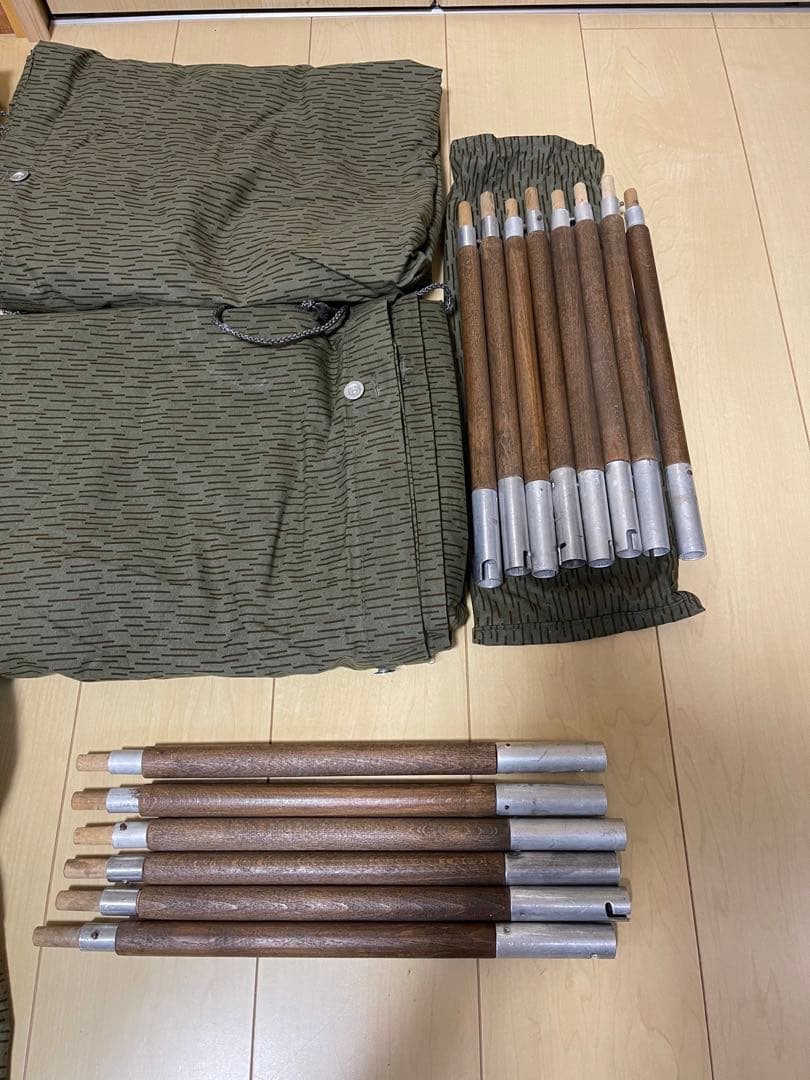 東ドイツ軍幕　4枚　デッドストック品　洗浄済　ワックス処理済　ポール、ペグセット