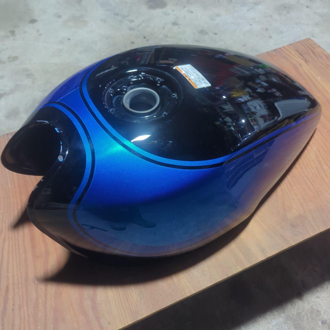 カワサキ ゼファーΧ 燃料タンク 凹み キズ