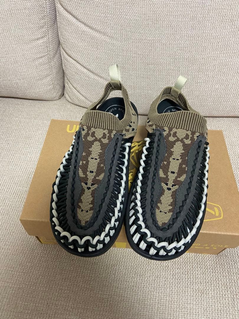 KEEN キーン ユニークエヴォイリオモテパック　送料込み　即日発送