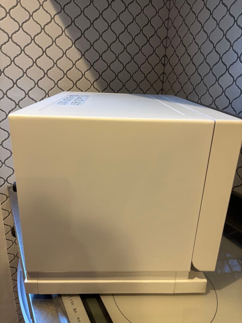 A*y様 【綺麗・訳あり】バルミューダ　K04A-WH 2021年式　動作確認済