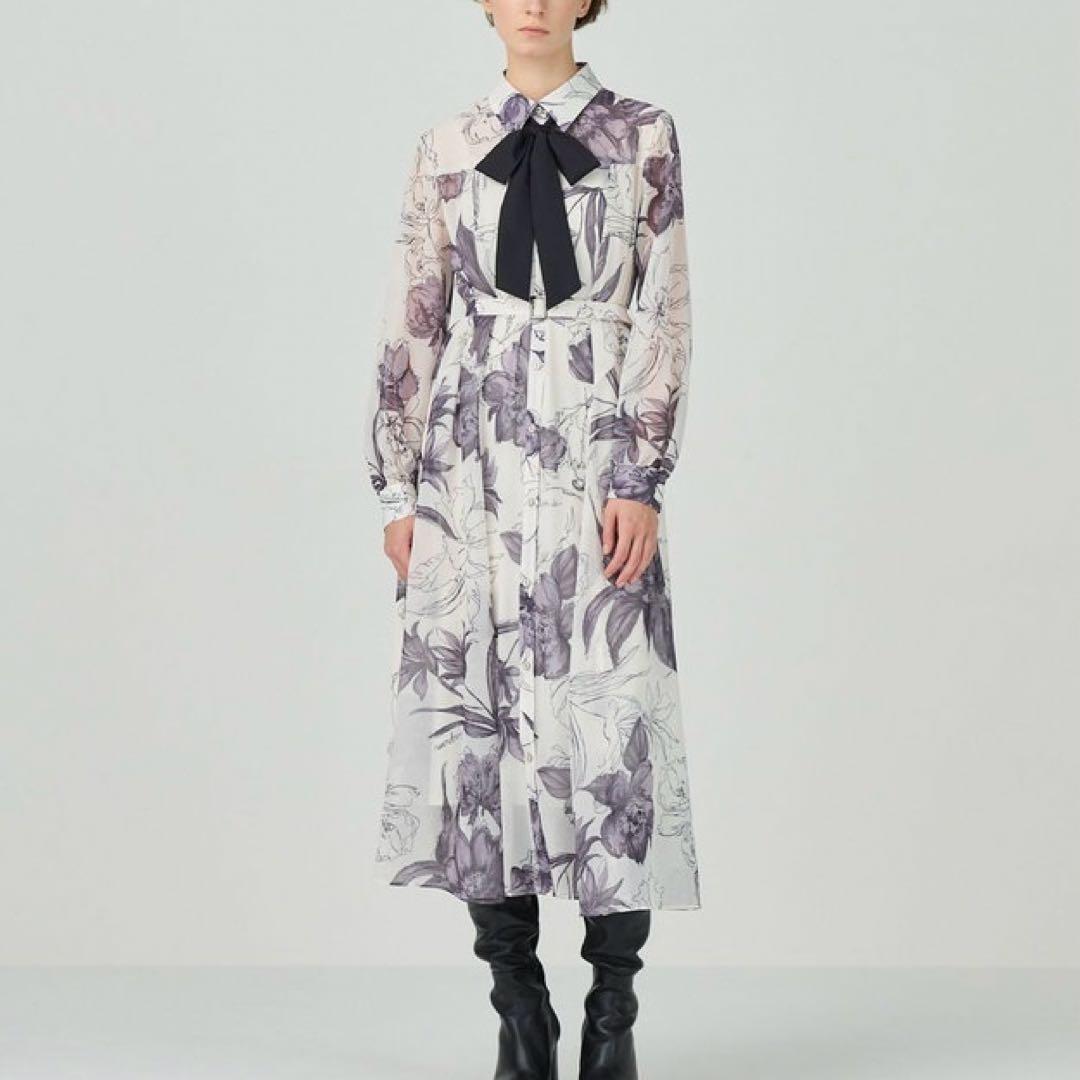 【訳あり美品】グレースコンチネンタル　ボウタイロゴフラワープリントワンピース