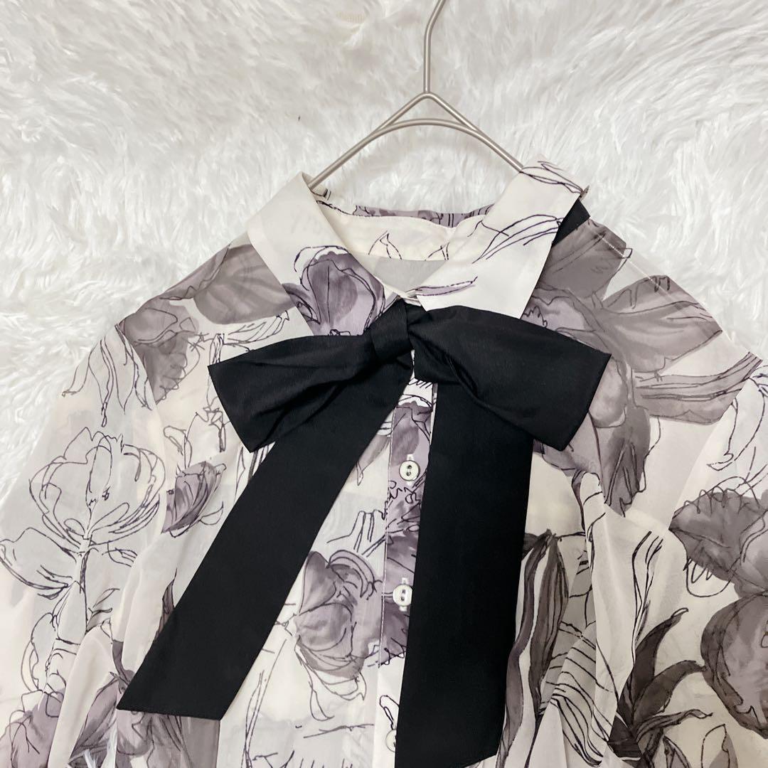 【訳あり美品】グレースコンチネンタル　ボウタイロゴフラワープリントワンピース